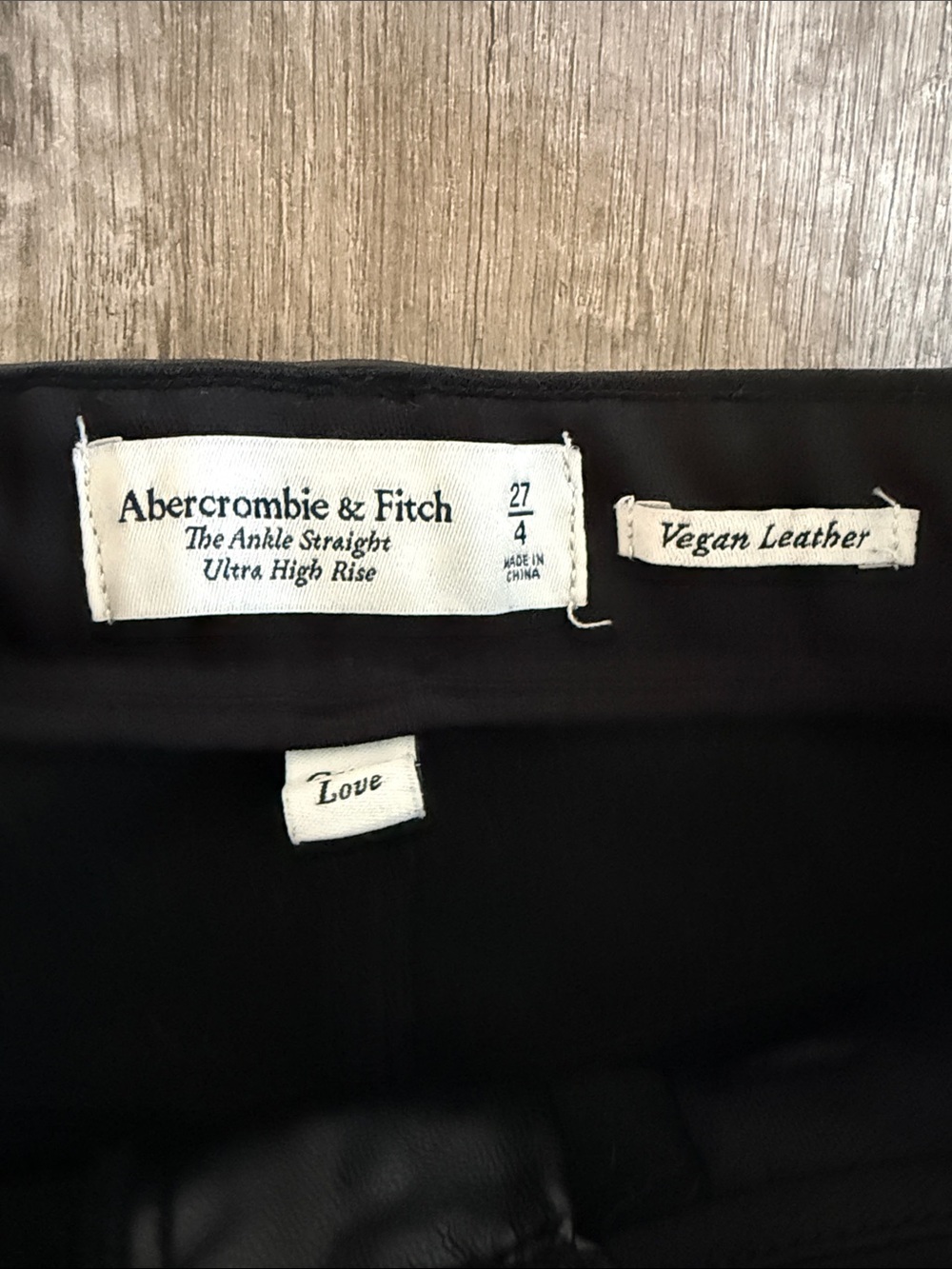 Abercrombie & Fitch Pants Black Curve Love Vegan Leather Ankle Straight Size 27 - Picture 3 of 11